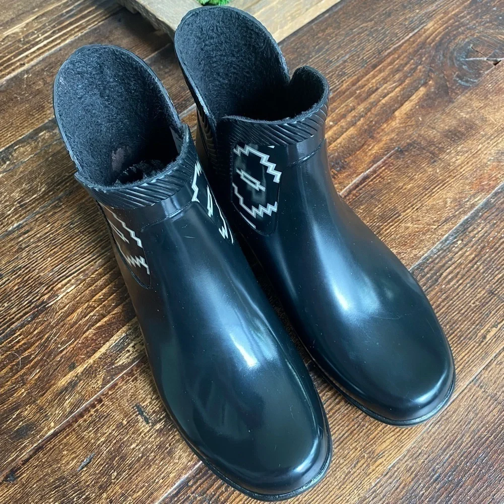 Pendleton Woolen Mills Kiva Gloss Ankle Rain Boots